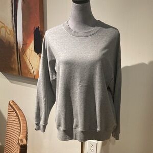 LYR by Splendid Gray Sweatshirt Size XS